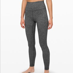 Lululemon Wunder Under size 8 heather gray